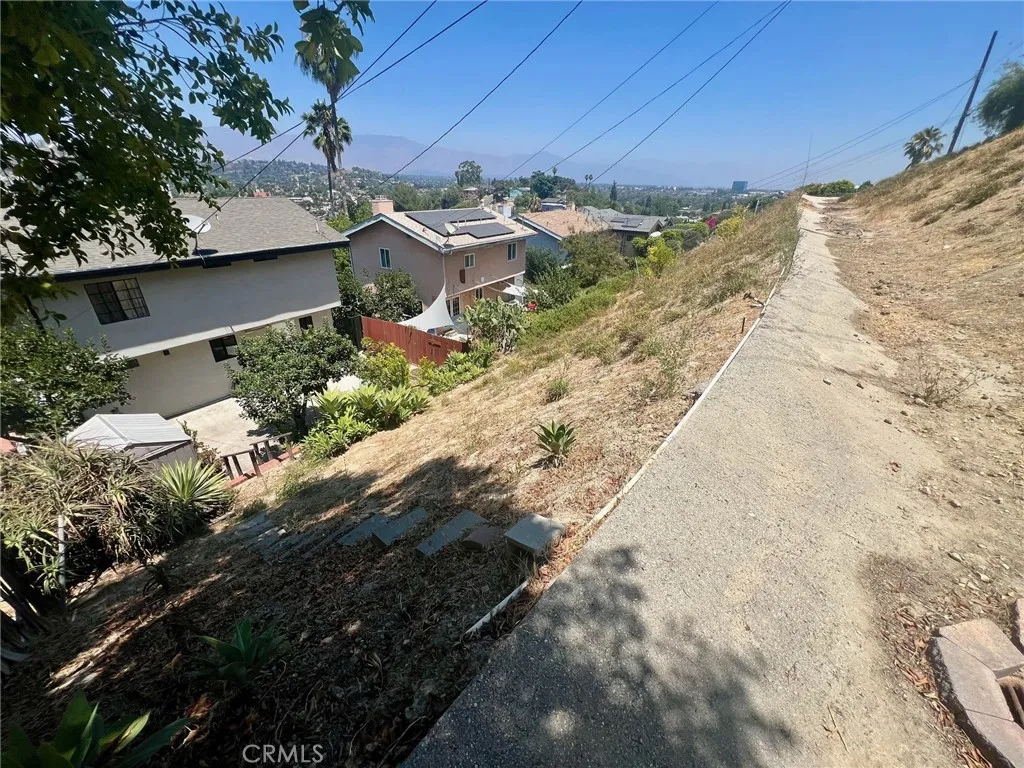 2717 Chadwick Circle, Los Angeles, California 90032 home-pic-52